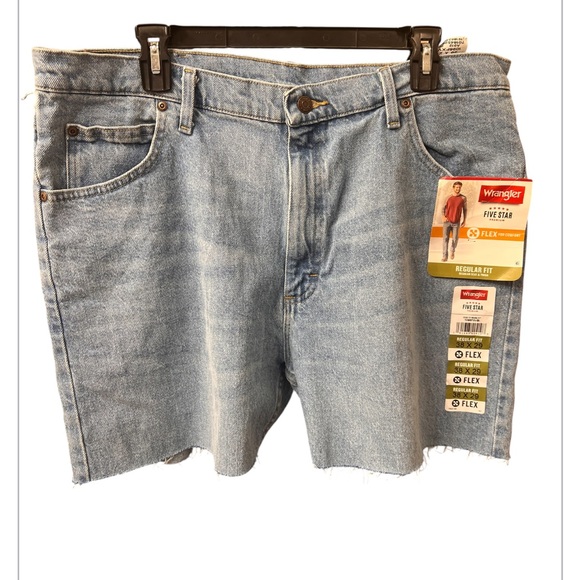 Vtg Wrangler Made In USA Denim Cutoff Shorts Sz 38x29 Flex Medium Wash Distress - Picture 1 of 5